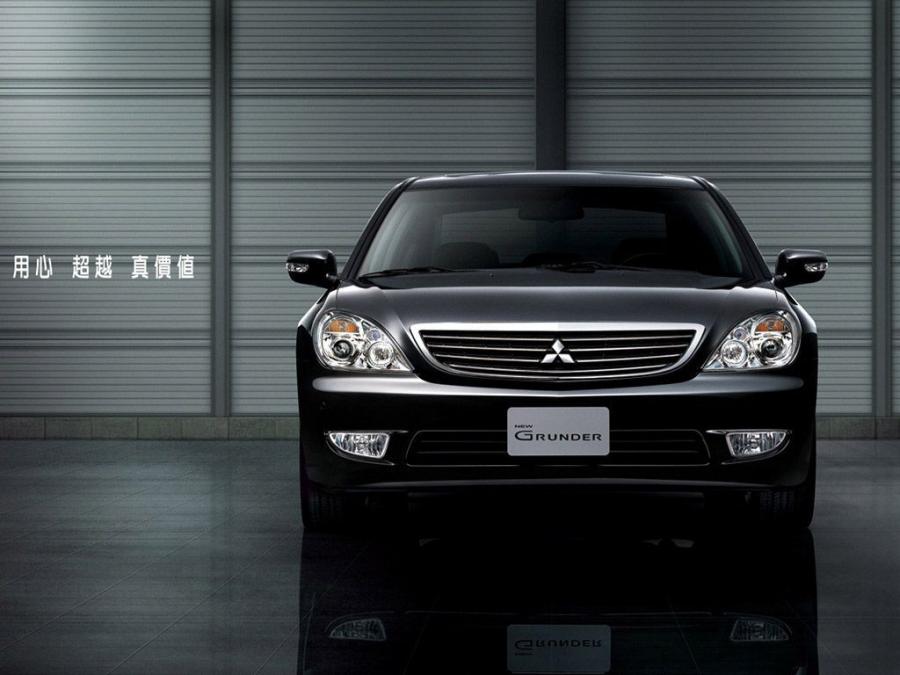  Mitsubishi Grunder 2008 года  (фото 2 из 3)